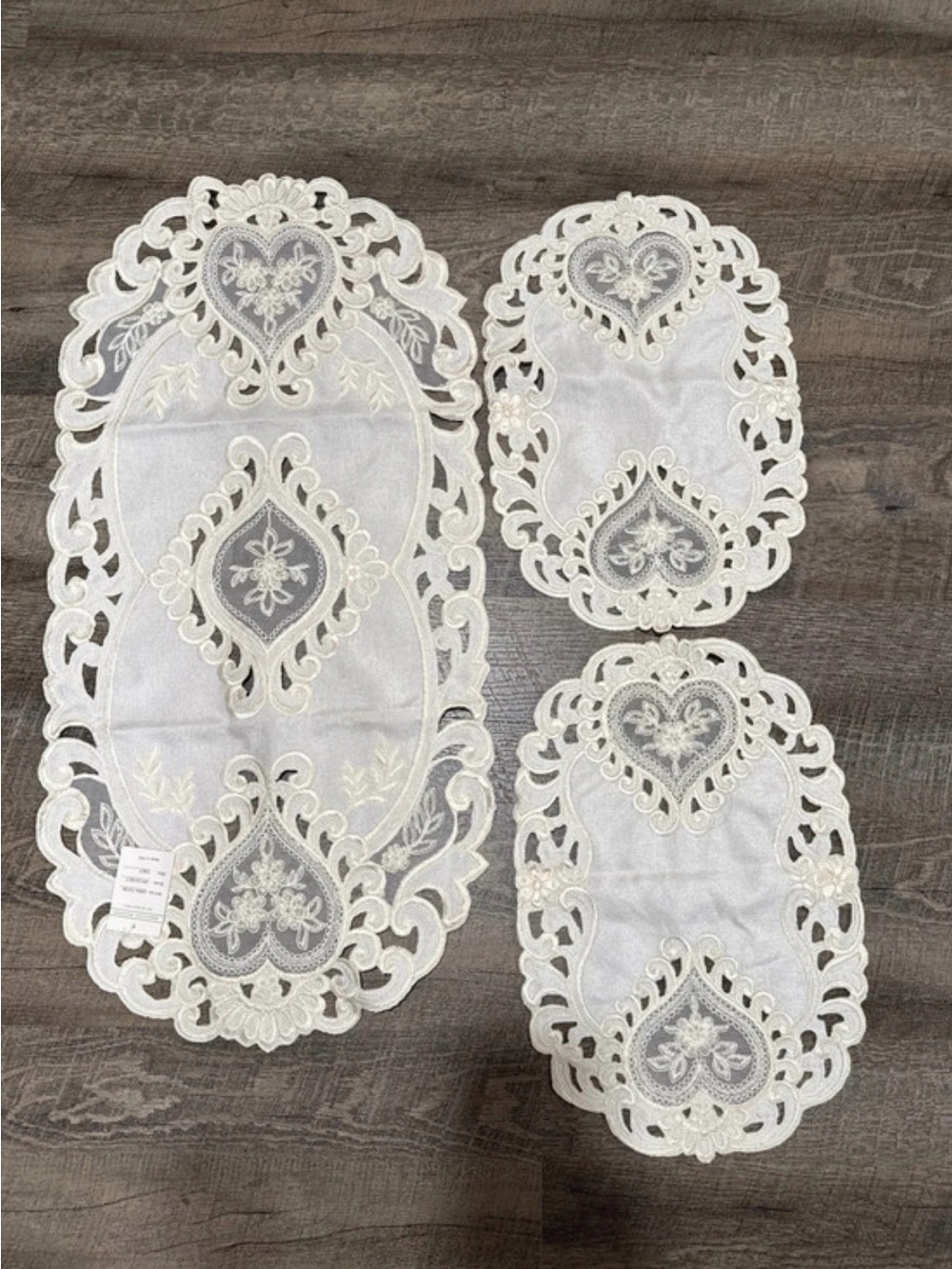Cream Embroidered Lace Table Runner and Placemats Set